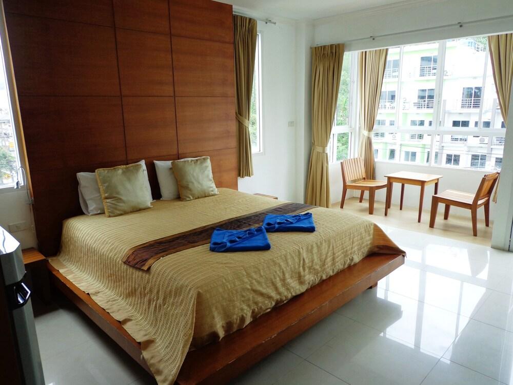 Sukcheewa Residence Phuket Patong Екстериор снимка