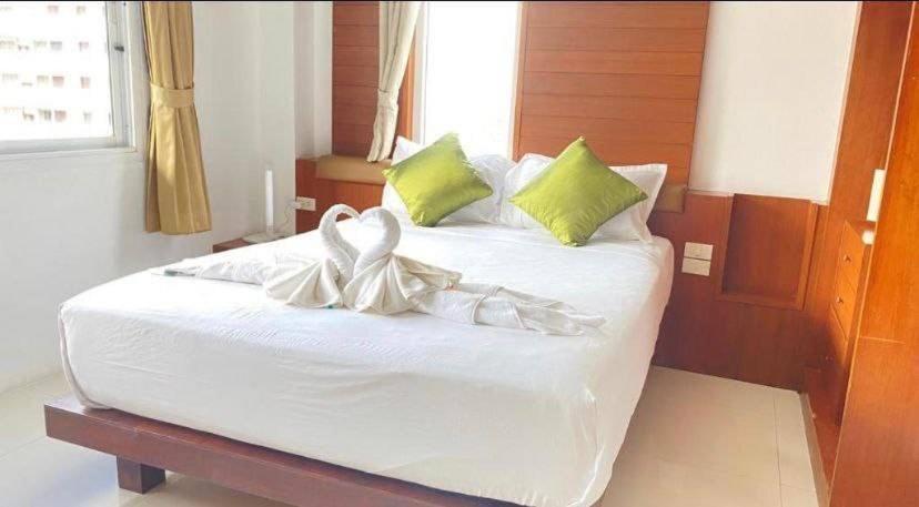 Sukcheewa Residence Phuket Patong Стая снимка